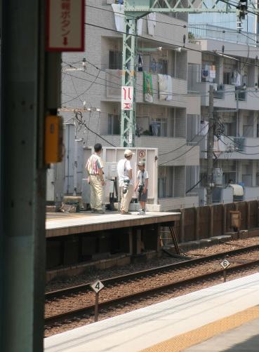 ぶらり途中下車・・・京浜急行編_d0114646_1801310.jpg