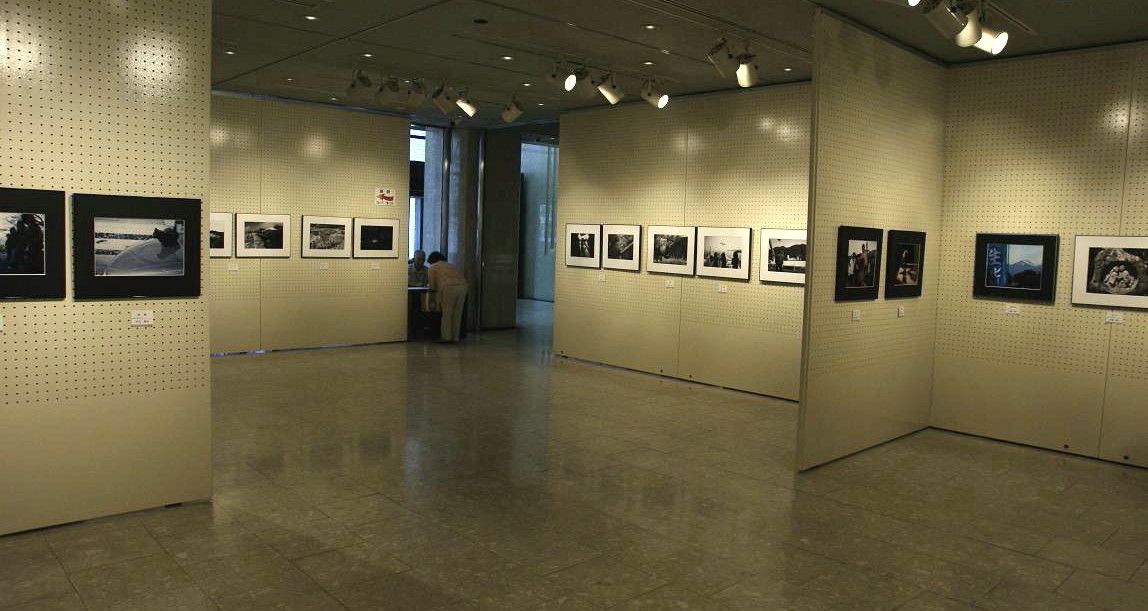 08年7月クラブ写真展当番(今日も写真展につめる)_c0129671_18564497.jpg