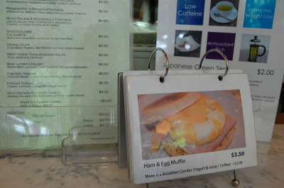 コールハーバーでエスプレッソ。 「Blue tree cafe」_d0129786_1445353.jpg