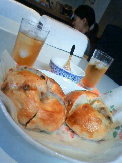f0107226_1284893.jpg