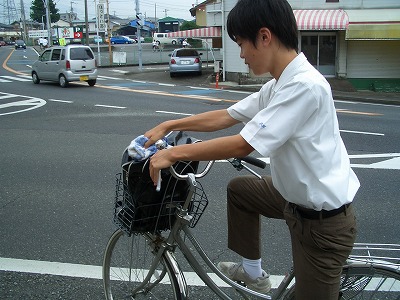 市内高校PTAによる自転車の合同交通指導_f0141310_23323288.jpg