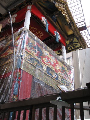 f0054428_24033.jpg