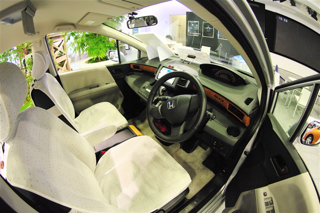 HONDA FREED (フリード)_b0065730_2001915.jpg