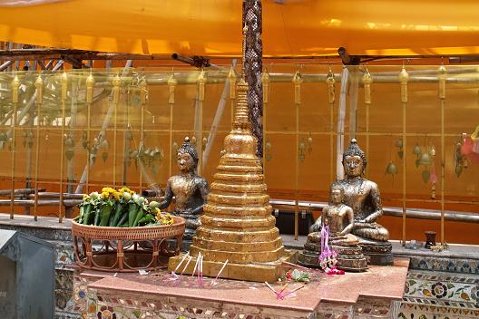 #153 ワット・プラ・タート・チョー・へー(วัดพระธาตุช่อแฮ) ~プレー~_c0039685_16553657.jpg
