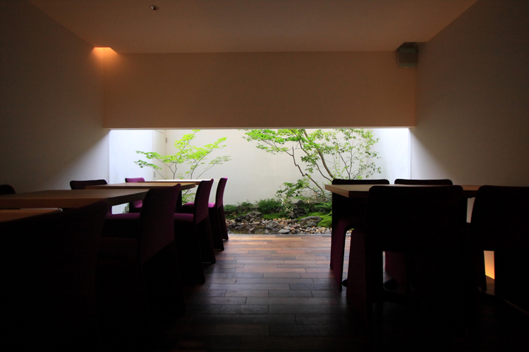 OKU gallery&cafe_e0051888_2083091.jpg