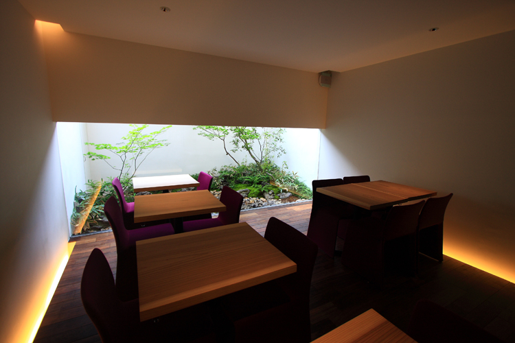 OKU gallery&cafe_e0051888_2084730.jpg