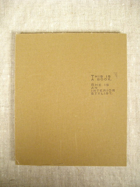 ユーカリ THIS IS A BOOK. 岩立通子シリアルNo.0 SAMPLE