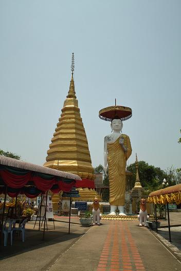 #154 ワット・プラ・タート・チョーム・チェーン(วัดพระธาตุจอมแจ้ง) ~プレー~_c0039685_18574482.jpg