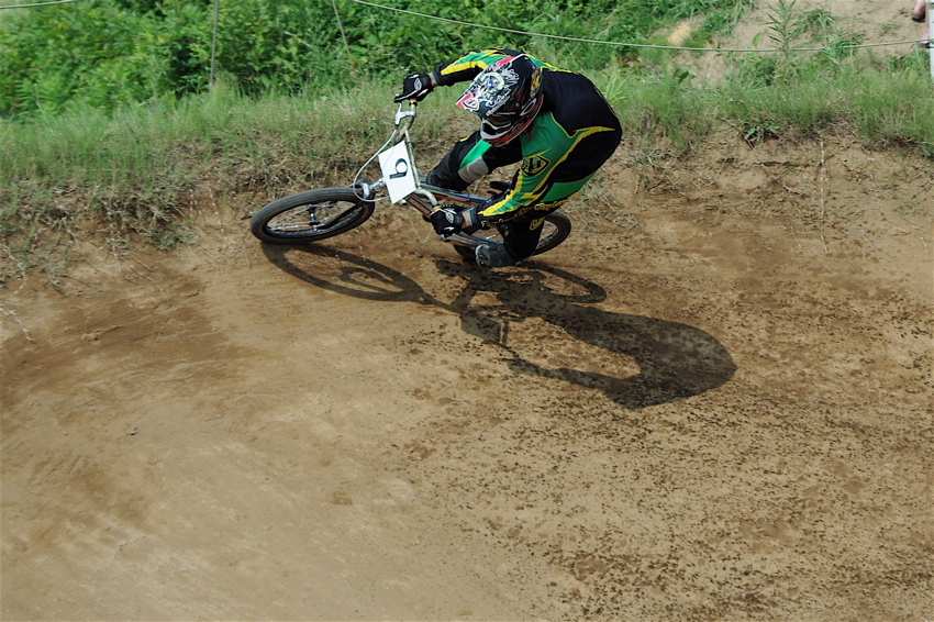 2008JOSF７月緑山定期戦VOL２BMXエリートクラス決勝_b0065730_23253545.jpg