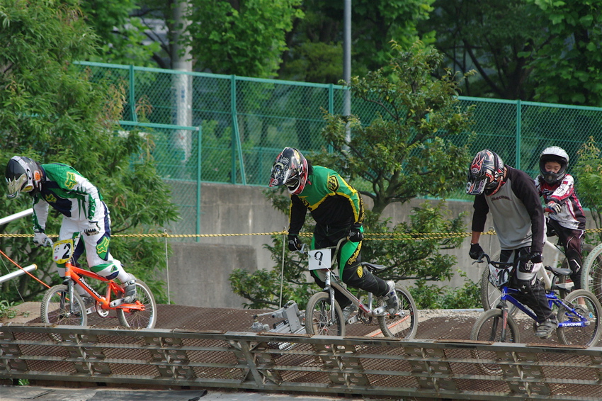 2008JOSF７月緑山定期戦VOL２BMXエリートクラス決勝_b0065730_23275939.jpg