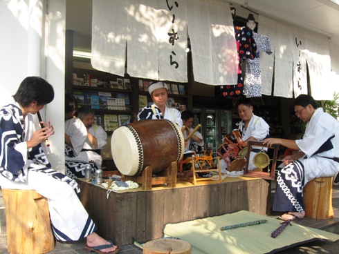 お囃子道場開催中!_b0140235_1652434.jpg