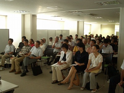 富士市民活動センター3周年で加藤哲夫氏の講演会_f0141310_22535591.jpg