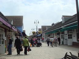 Bicester Village_a0102784_18163560.jpg