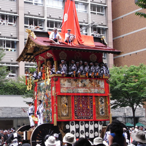 山鉾巡行 その1_c0141005_23134672.jpg