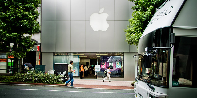 Apple Store_e0117517_1461154.jpg