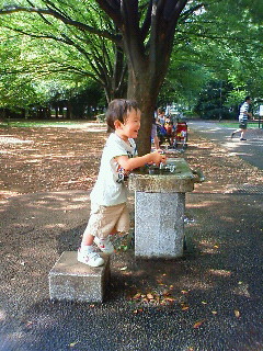 e0022298_00915.jpg