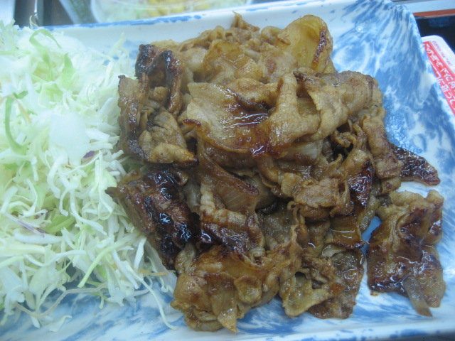 豚生姜焼き定食あれこれ_b0042308_1535458.jpg
