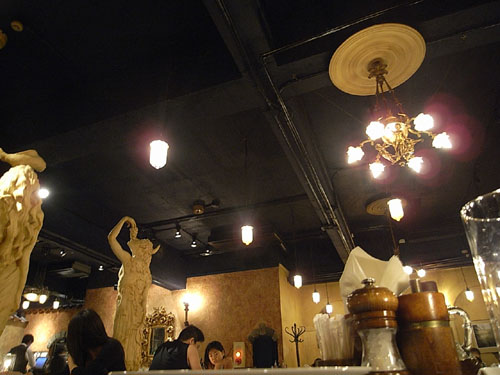 Tutoのお気に入りのお店 カフェ ラ ボエム 世田谷 まねきねこ Tutoのお気に入りのお店 カフェ ラ ボエム 世田谷 まねきねこ