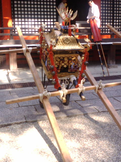 祇園祭りの様子_e0094315_17572377.jpg