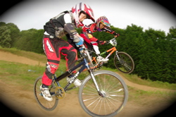 BMXRACINGチーム紹介VOL2:ぐるぐるセブン_b0065730_8545837.jpg