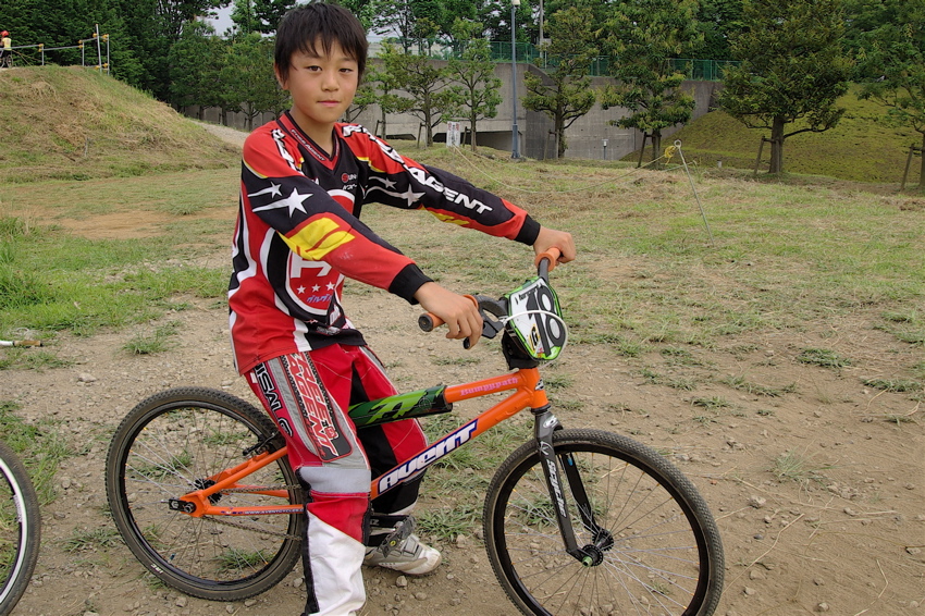 BMXRACINGチーム紹介VOL2:ぐるぐるセブン_b0065730_9221368.jpg