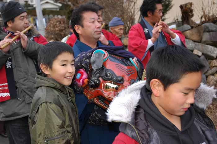 塩平の道祖神祭り　2005.1.14　牧丘町_c0162844_18194767.jpg