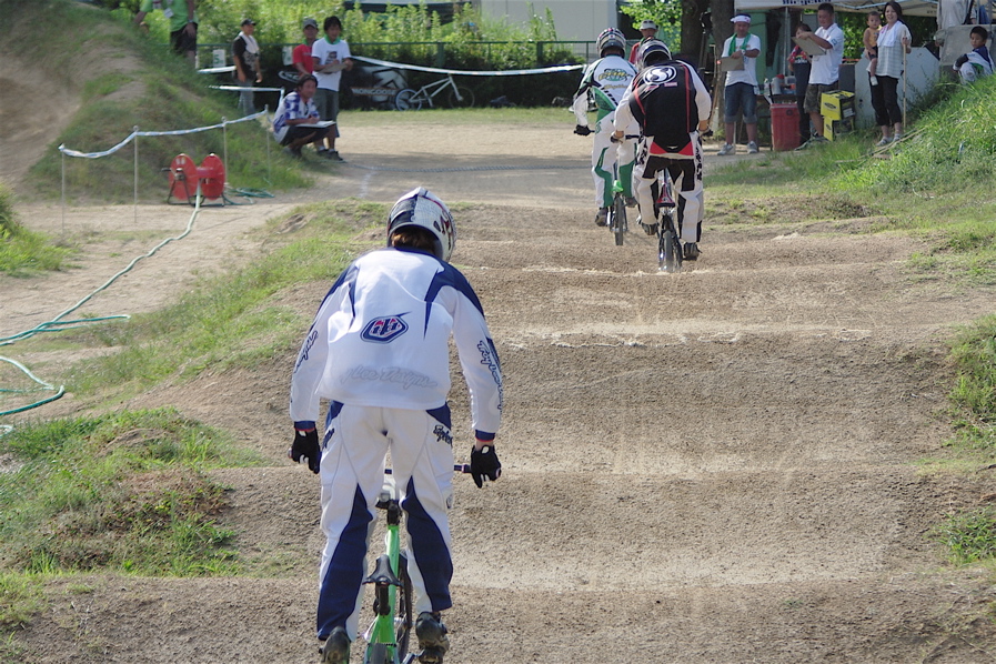 2008レーサーオブレース速報VOL２：プロ クラス決勝3回戦目１３〜１８位、９−１２位決定戦_b0065730_1564040.jpg
