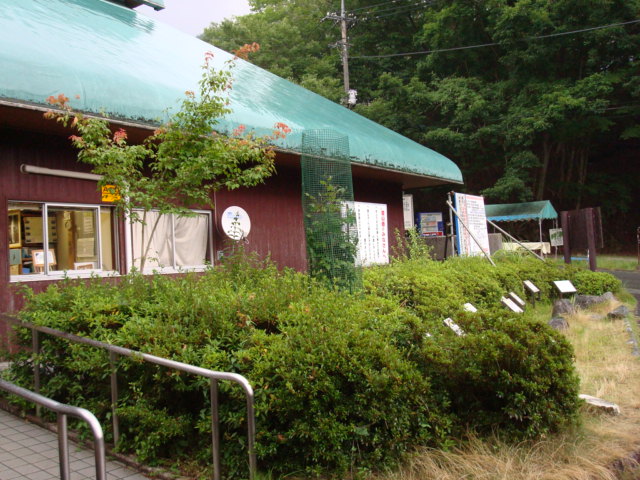 a0048040_1875271.jpg