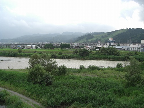 魚野川の大水_a0084753_1717424.jpg
