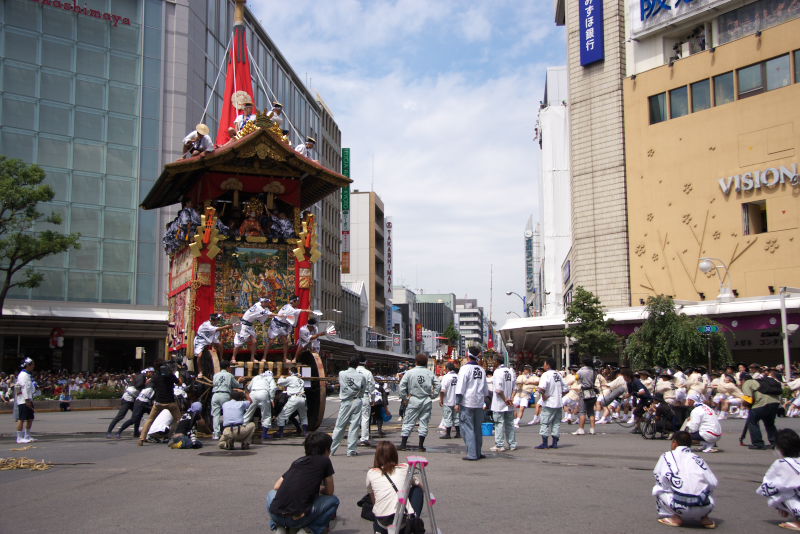 祇園祭　ⅩⅠ　山鉾巡行　７月１７日_a0046000_10255145.jpg