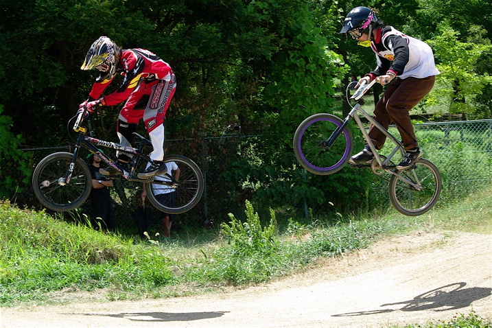 2008レーサーオブレースVO4 :プロクラス決勝トーナメント１回戦_b0065730_0164324.jpg