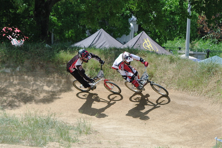 2008レーサーオブレースVO4 :プロクラス決勝トーナメント１回戦_b0065730_0283859.jpg