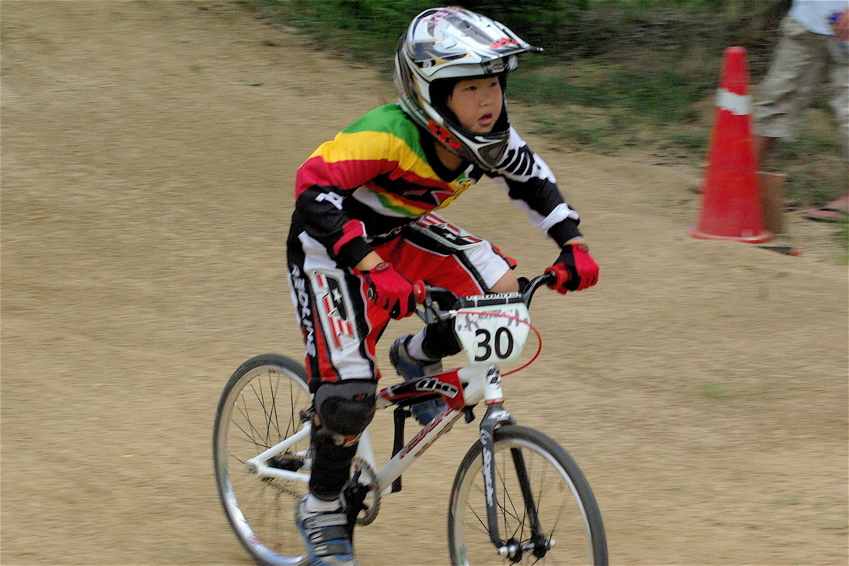 2008レーサーオブレースVOL6 :BMX、ＭＴＢ、クルーザークラス予選_b0065730_18393253.jpg