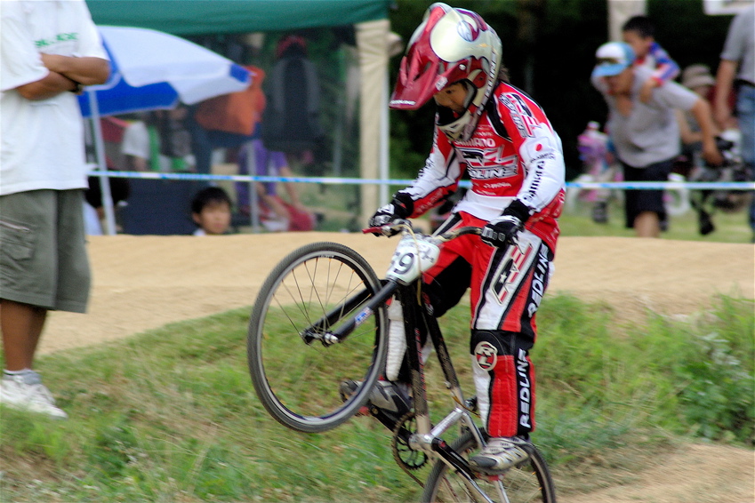2008レーサーオブレースVOL6 :BMX、ＭＴＢ、クルーザークラス予選_b0065730_1841998.jpg