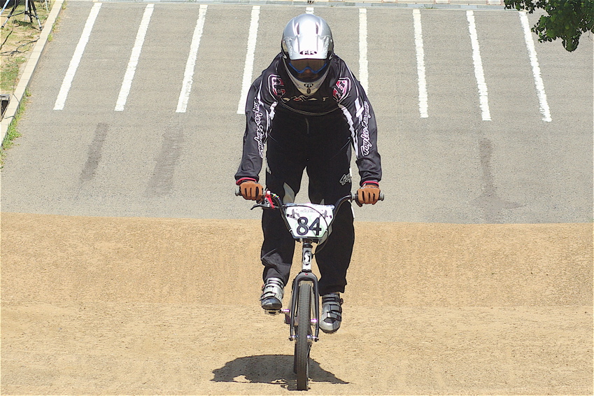 2008レーサーオブレースVOL6 :BMX、ＭＴＢ、クルーザークラス予選_b0065730_18505481.jpg