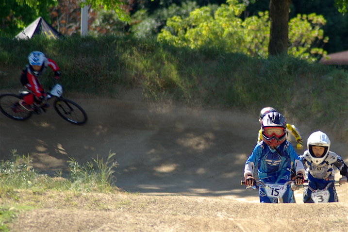 2008レーサーオブレースVOL 9:BMX決勝トーナメント３回戦目Cクラス順位決定戦_b0065730_1224247.jpg
