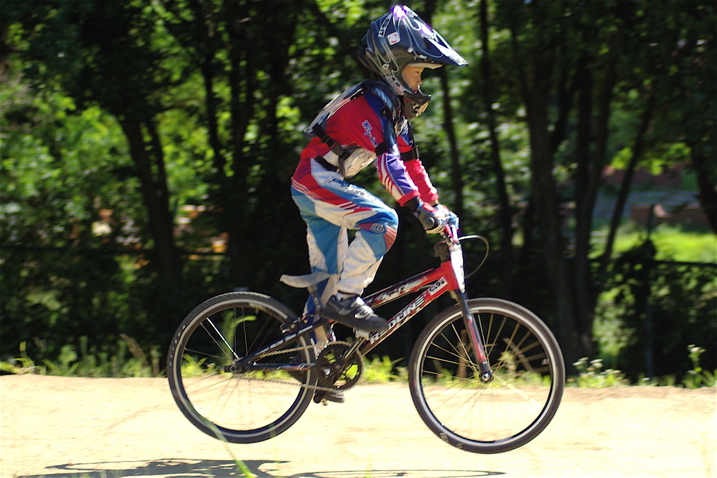 2008レーサーオブレースVOL 9:BMX決勝トーナメント３回戦目Cクラス順位決定戦_b0065730_12284359.jpg