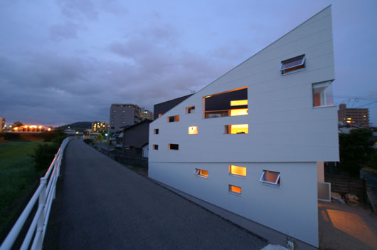 d0122194_0292546.jpg