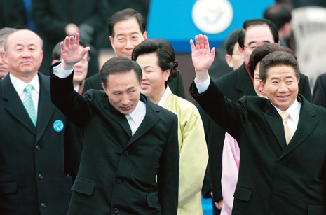 「だって、あの子が悪いんだもん」と言ってばかりの現大統領_e0049842_238283.jpg