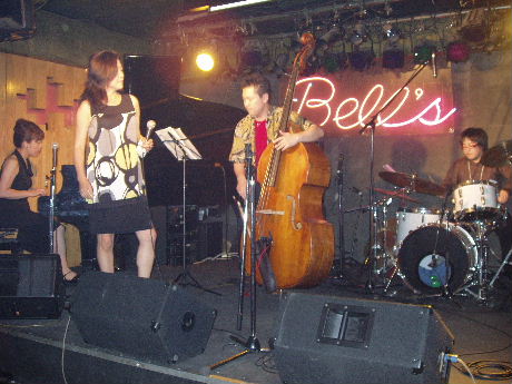 e0060041_1103250.jpg