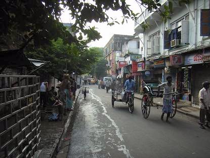 サダルストリートのジュース屋で涼もう Juice on Sadder Street,Calcutta_c0030645_21164676.jpg