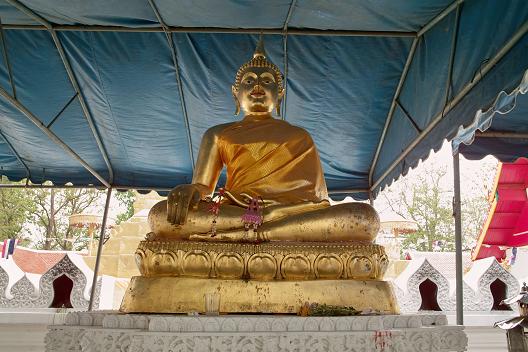 #173 ワット・プラ・タート・チョーム・トーン(วัดพระธาตุจอมทอง) ~パヤオ~_c0039685_18503765.jpg