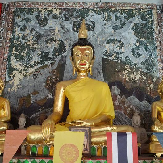 #173 ワット・プラ・タート・チョーム・トーン(วัดพระธาตุจอมทอง) ~パヤオ~_c0039685_18555340.jpg