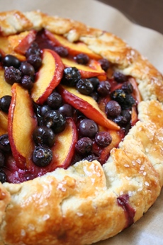 Summer Fruit Crostata_f0151222_956987.jpg