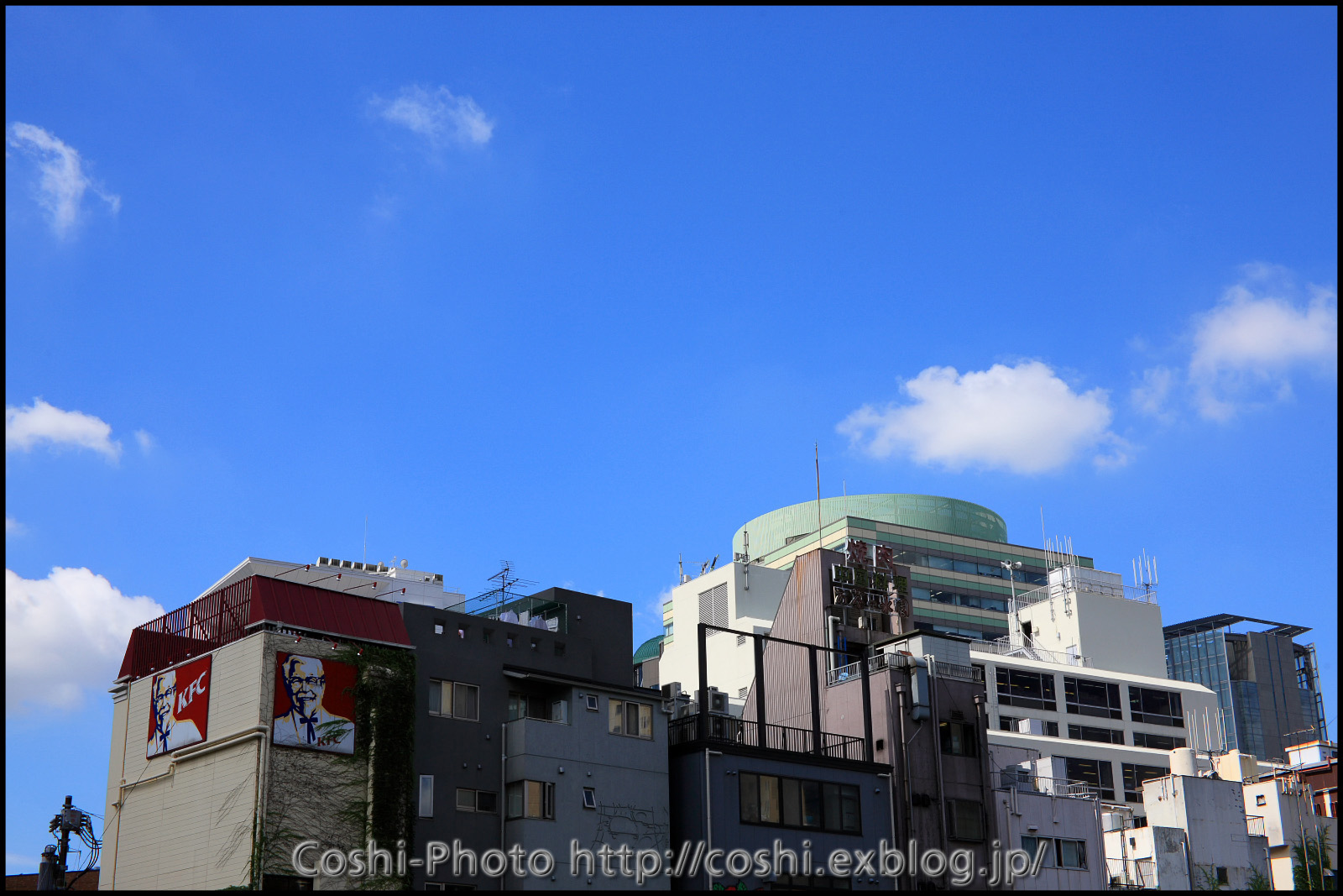 夏空とポッカリ白い雲が撮りたくて通勤Photo_a0110096_15344139.jpg