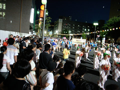 花笠祭り、見に行ってきました。_e0084756_836131.jpg