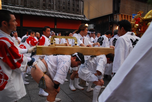 祇園祭　お神輿_f0122724_0442737.jpg