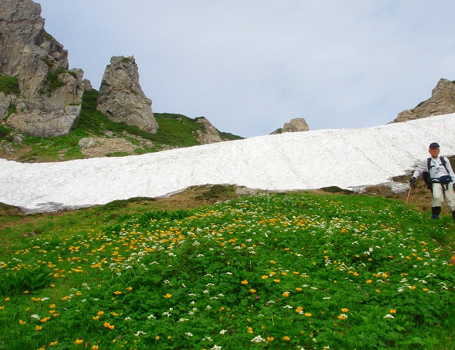 ＜2008年７月２６～２７日＞「笠ヶ岳」より「槍・穂高連峰」を望む（その２）　_c0119160_1202139.jpg