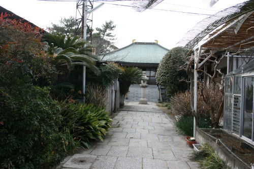 蔦の細道と無量光寺_b0118987_6403690.jpg