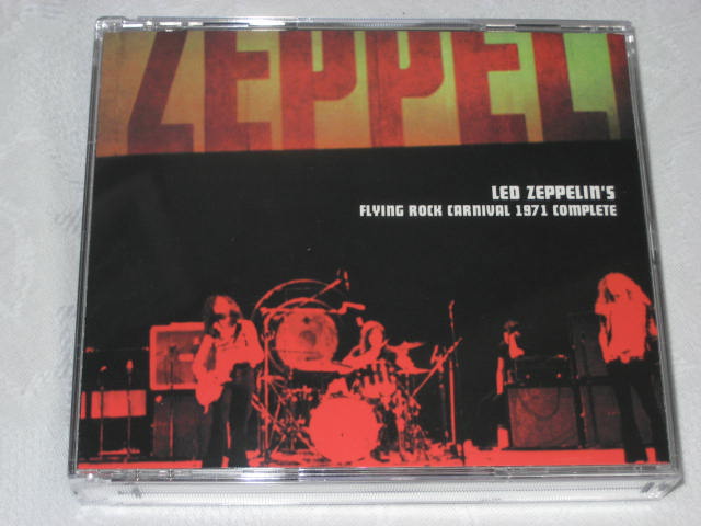 LED ZEPPELIN\'S FLYING ROCK CARNIVAL 1971 COMPLETE(2nd EDITION)_b0042308_11452057.jpg